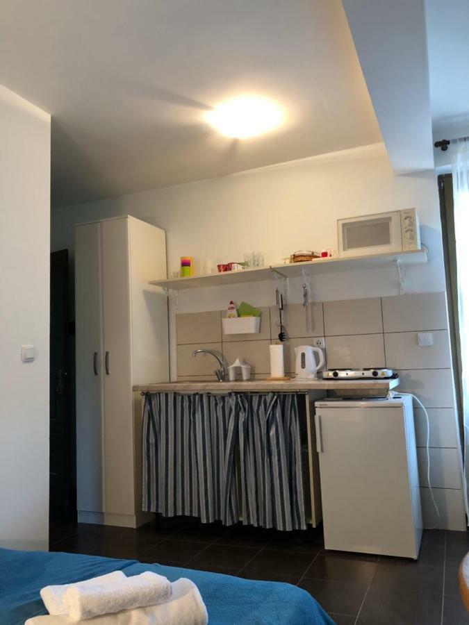Prčanj Apartmani Petrija מראה חיצוני תמונה